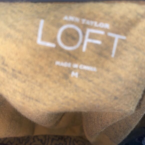 Ann Taylor Loft Sequin Striped Top Size Medium Long Sleeve Black Brown - Picture 7 of 8